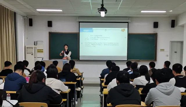 技术更新驱动运维服务场景落地的实践路径